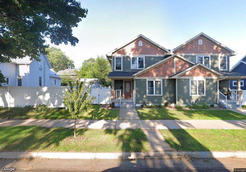 811 6th St S, La Crosse, WI 54601 - photo 1