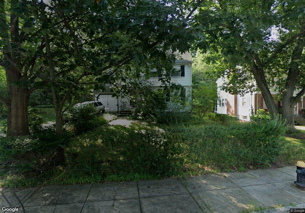 126 Hackensack Rd, Chestnut Hill, MA 02467 - photo 1