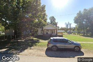 233 E Randolph St, Howard, KS 67349