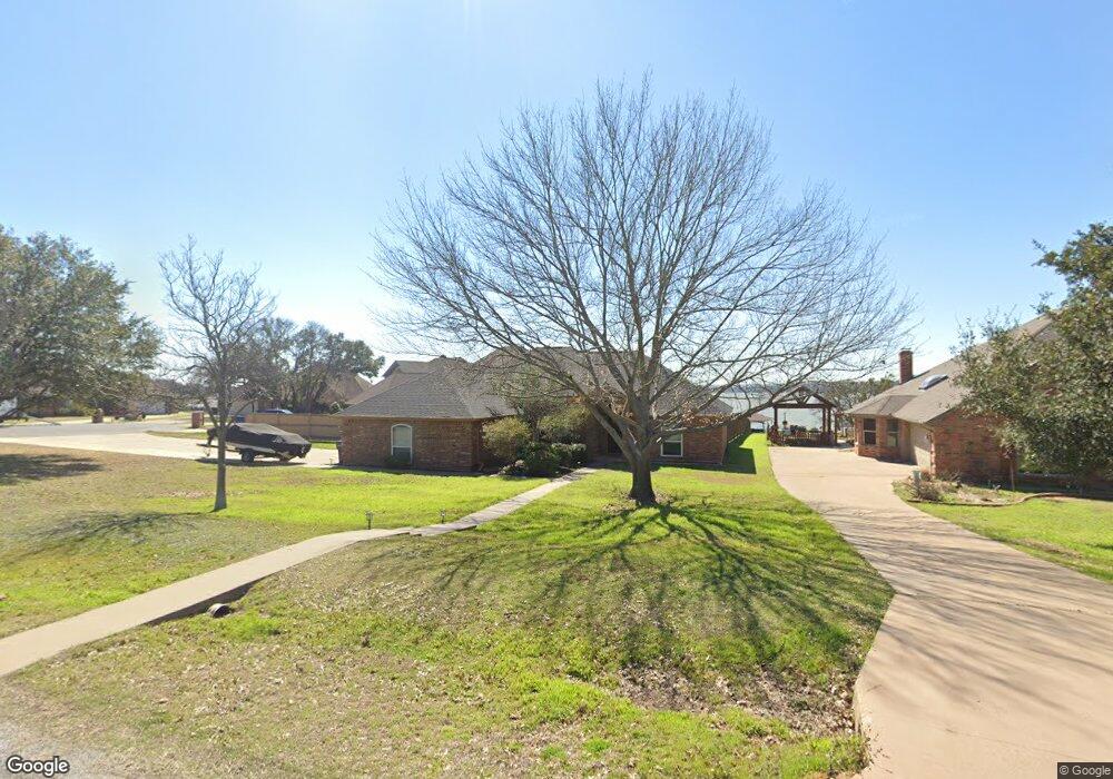 701 Aqua Vista Dr, Granbury, TX 76049 - photo 1