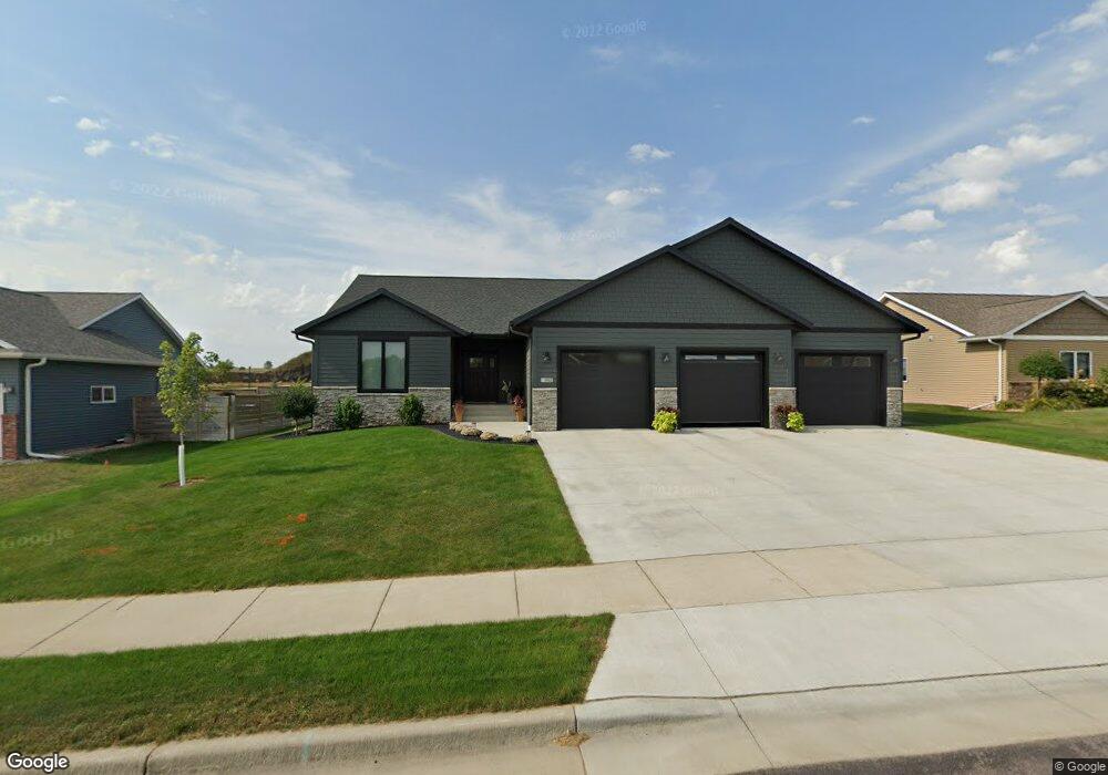 1801 Turner Rd, New Ulm, MN 56073 - photo 1