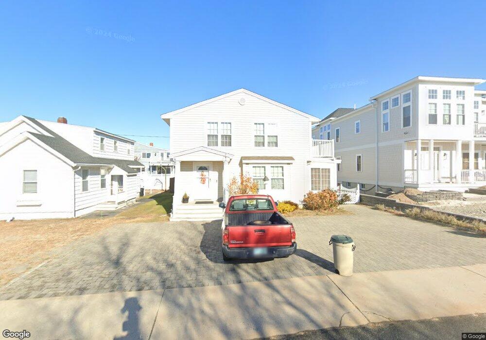 566 Nashua St, Seabrook, NH 03874 - photo 1