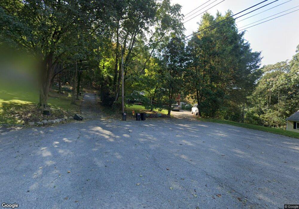 211 Varian Rd, Cortlandt Manor, NY 10567 - photo 1