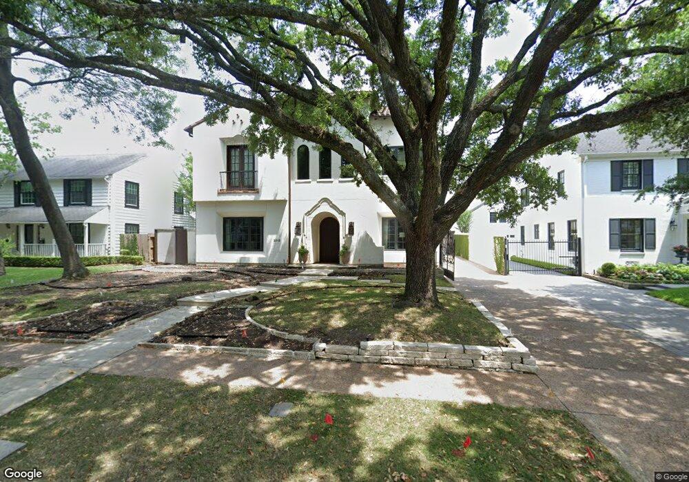 2216 Pelham Dr, Houston, TX 77019 - photo 1