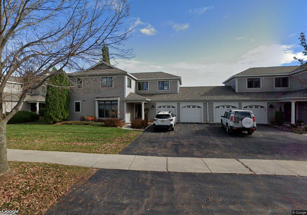 516 Golf Course Rd unit 516, South Burlington, VT 05403 - photo 1