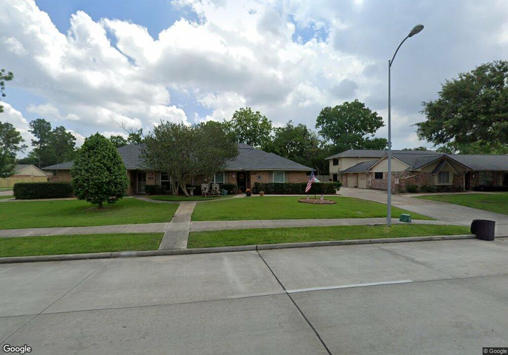 17107 Blackhawk Blvd, Friendswood, TX 77546 - photo 1