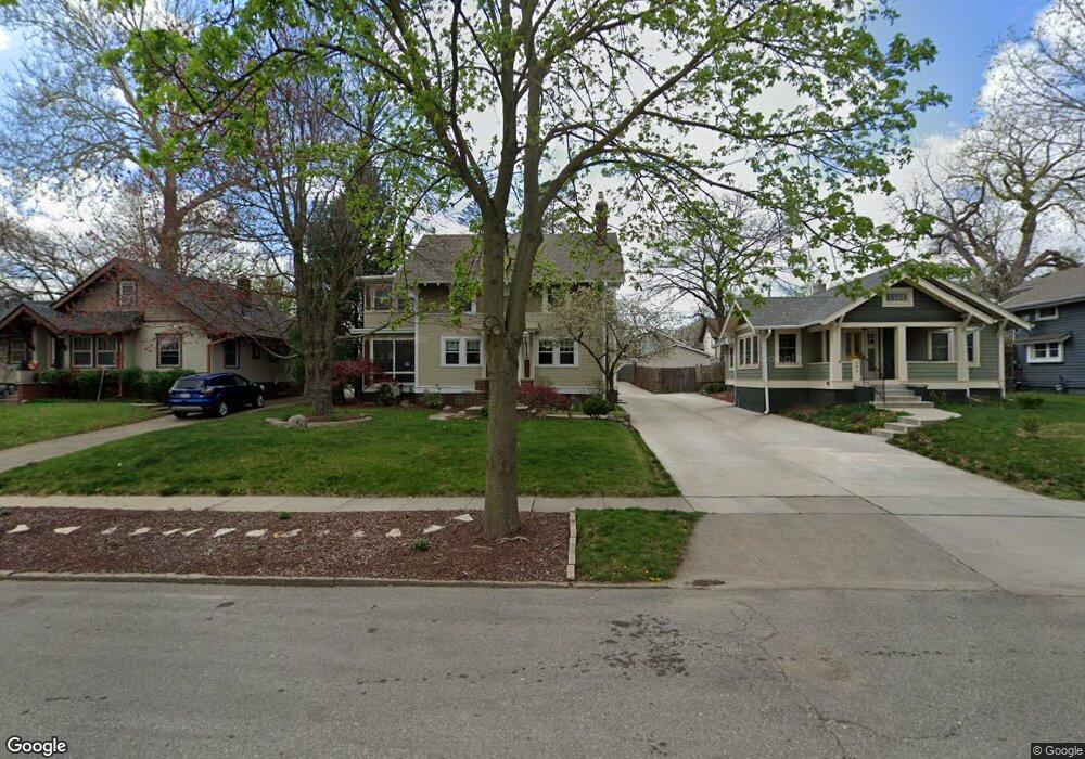 682 37th St, Des Moines, IA 50312 - photo 1