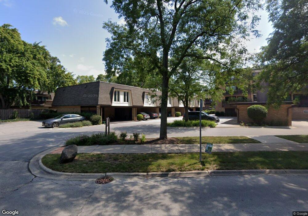 1825 Tanglewood Dr unit 2A, Glenview, IL 60025 - photo 1