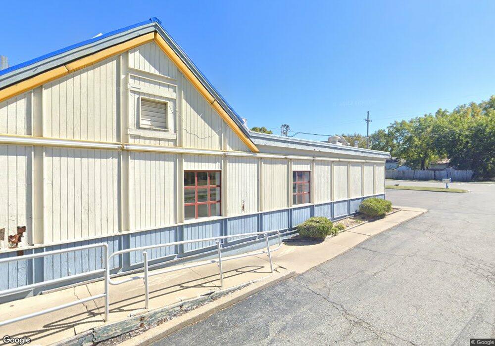 1118 W Central Ave, Carthage, MO 64836 - photo 1