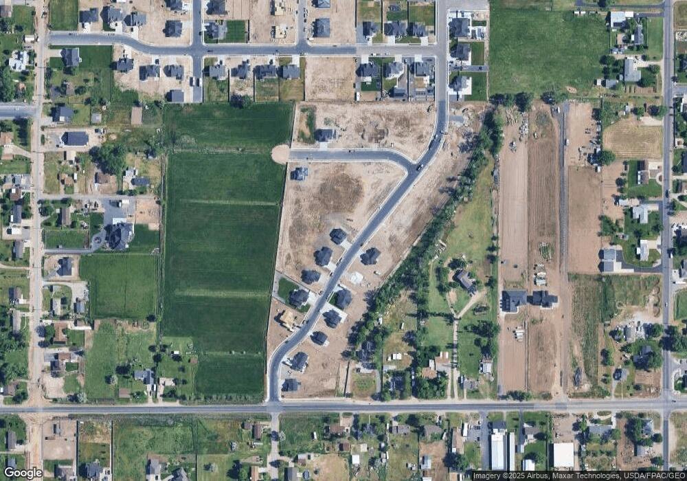 3899 S 5350 W unit 25, Hooper, UT 84315 - photo 1