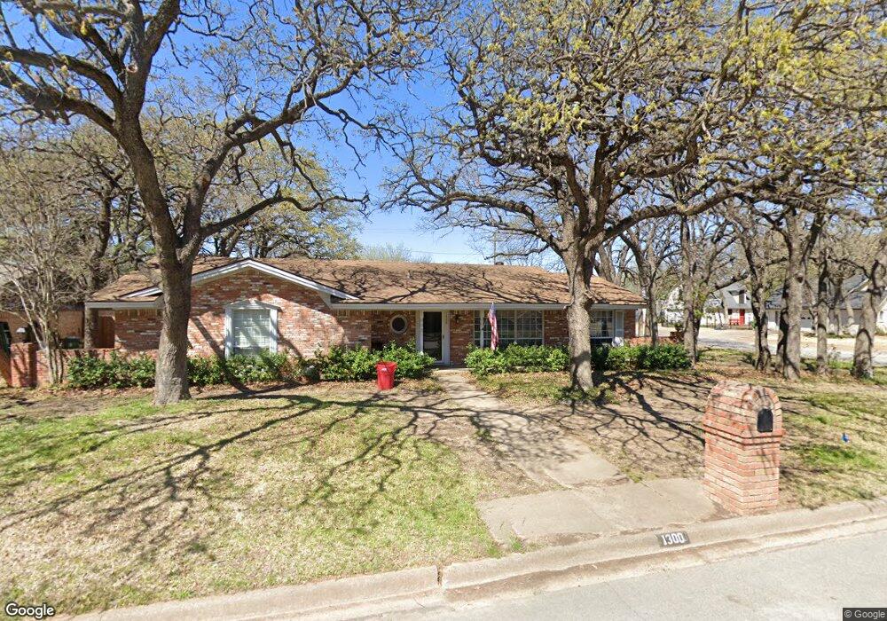 1300 Kathryn St, Hurst, TX 76053 - photo 1