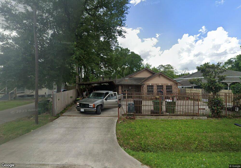 1222 Sadler St, Houston, TX 77022 - photo 1