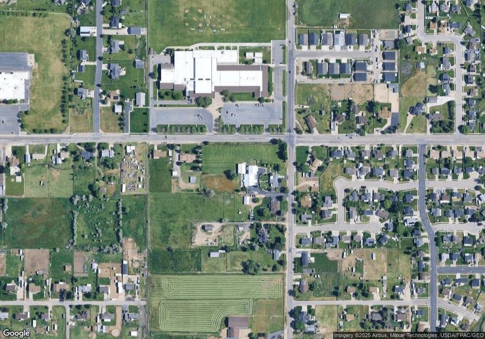 4843 S 4300 W, Hooper, UT 84315 - photo 1