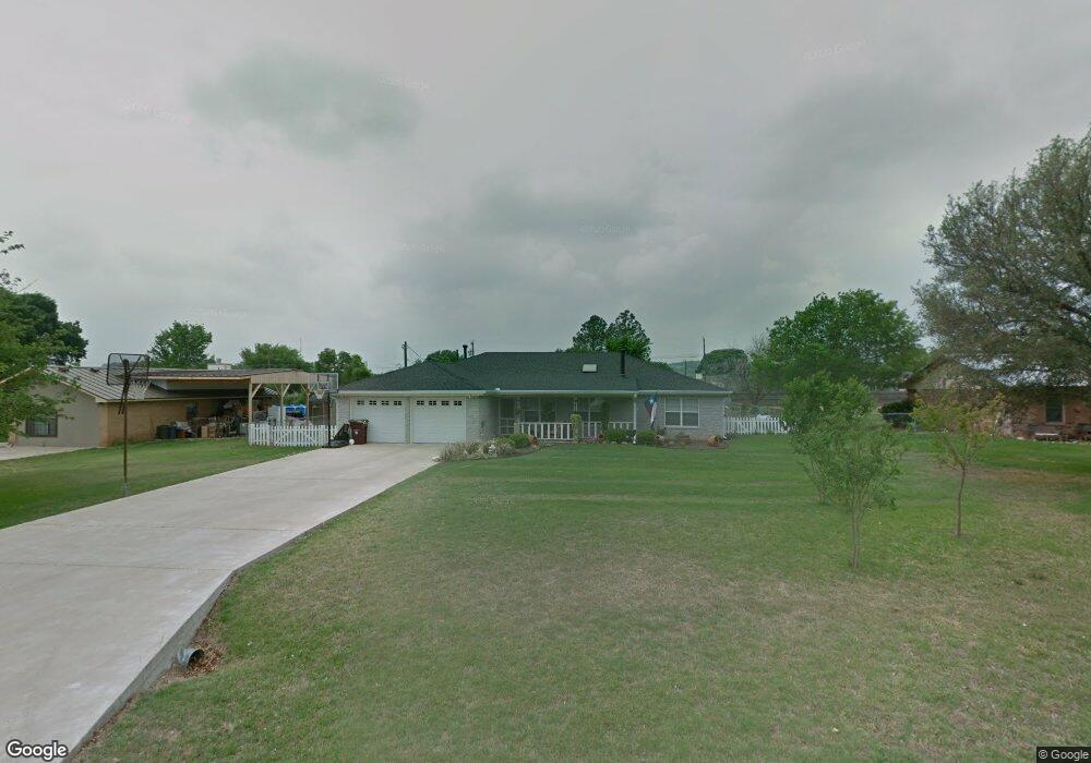 207 Maple St, Fredericksburg, TX 78624 - photo 1