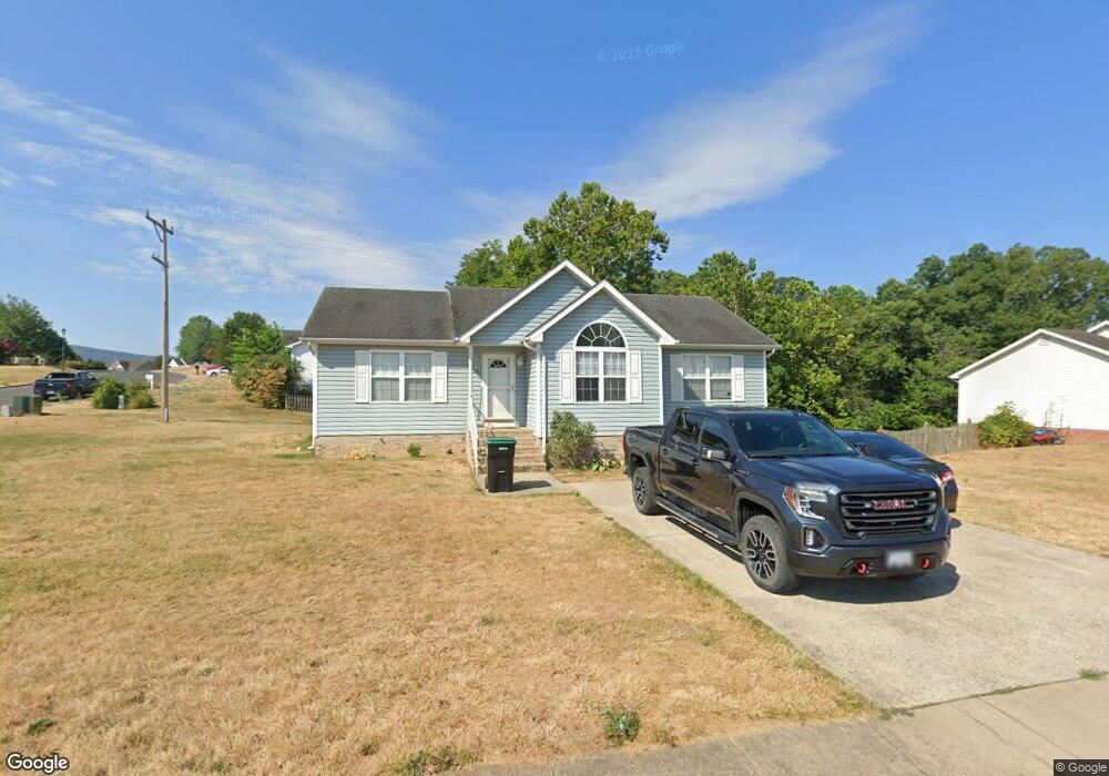 714 Fulton Dr, Strasburg, VA 22657 - photo 1