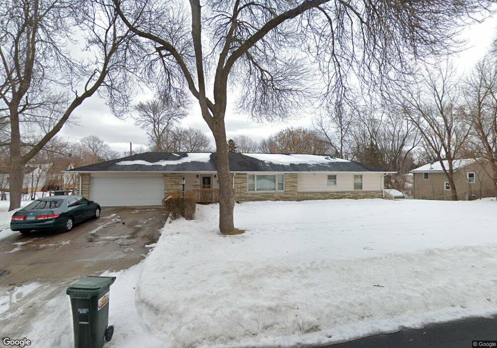 8915 Fremont Ave S, Bloomington, MN 55420 - photo 1