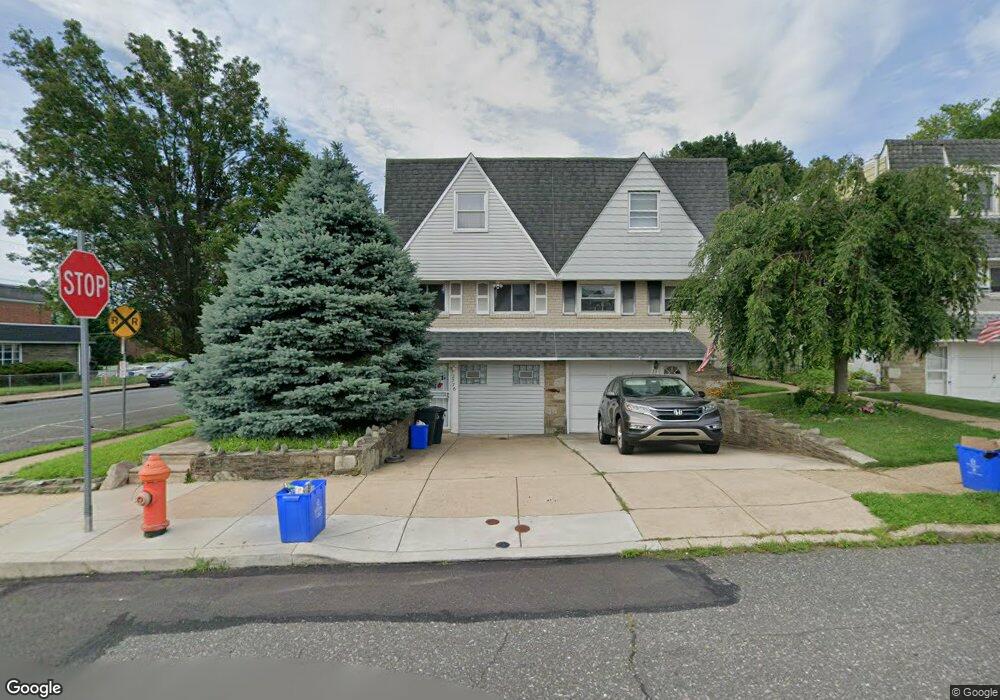 2776 Maxwell St, Philadelphia, PA 19136 - photo 1