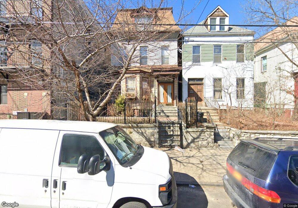 1369 Teller Ave unit 2, Bronx, NY 10456 - photo 1