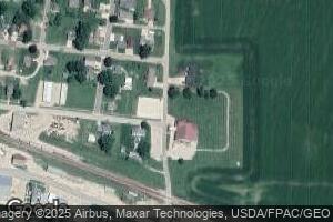 203 E Henry St, Calmar, IA 52132