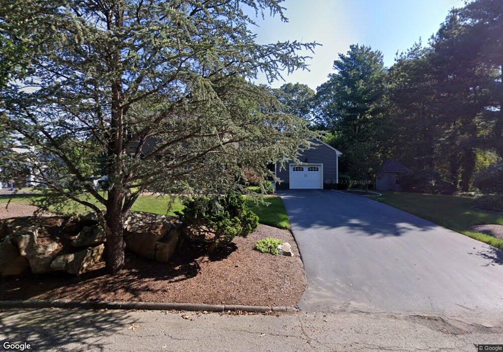 4 Briarcliff Rd, Hopedale, MA 01747 - photo 1