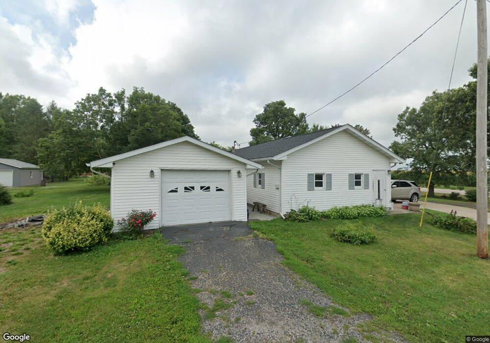 700 S Main St, Virginia, IL 62691 - photo 1