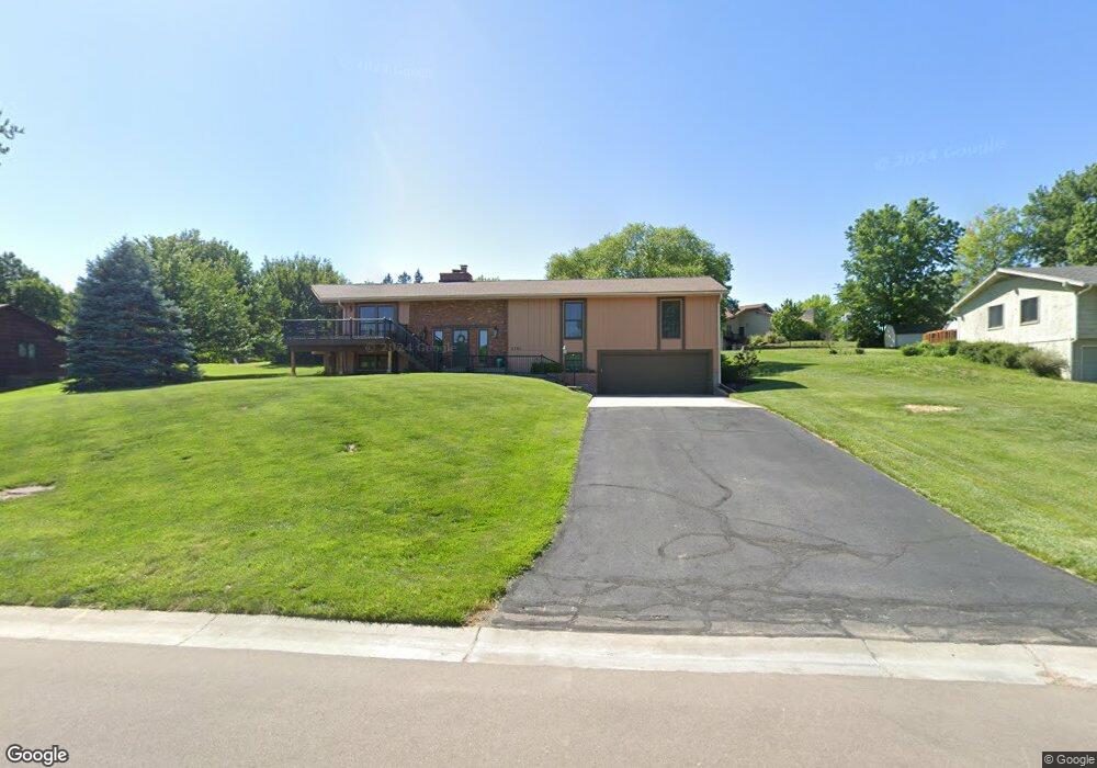 6741 SW Dancaster Rd, Topeka, KS 66610 - photo 1
