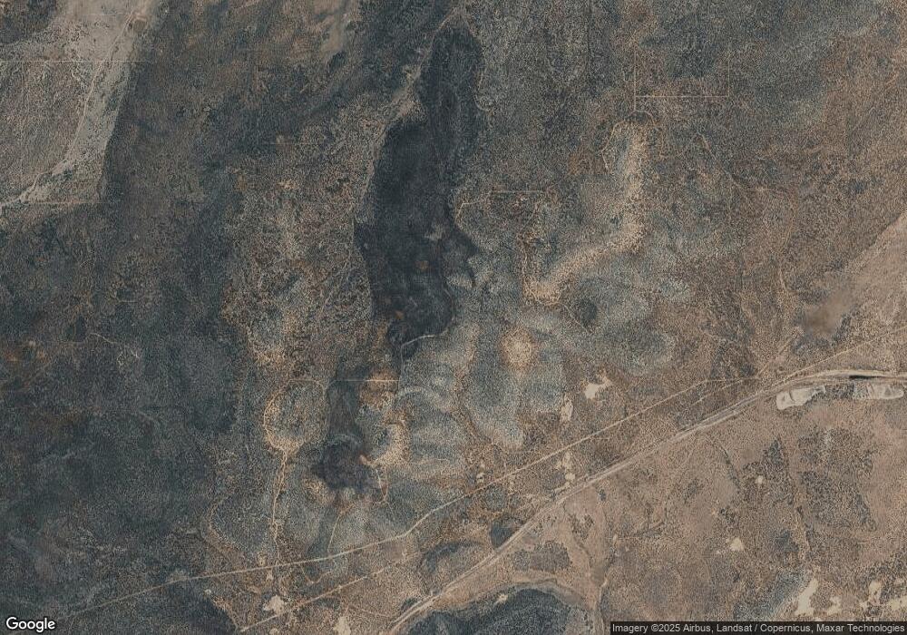 01 E Howeling Wolf Rd unit 33, Ash Fork, AZ 86320 - photo 1