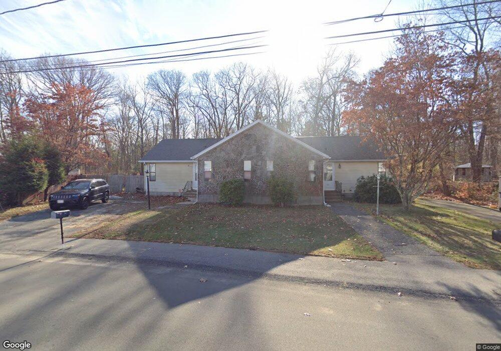 29 Acorn Dr, Randolph, MA 02368 - photo 1