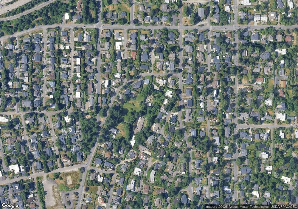 6625 SE 25th St, Mercer Island, WA 98040 - photo 1