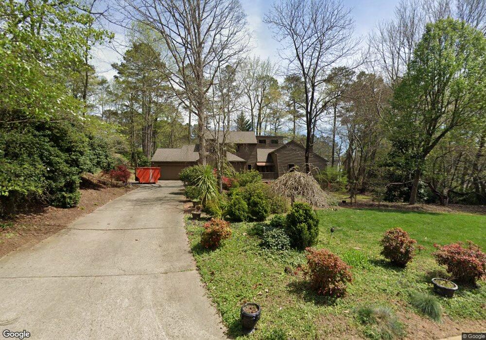 2925 Roxburgh Dr, Roswell, GA 30076 - photo 1