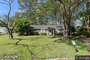 7 Sarah Ct, Savannah, GA 31406