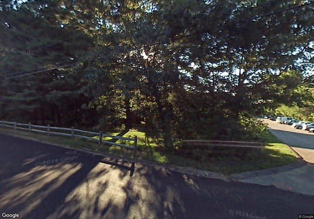 18 Roosevelt Ave, Hudson, NH 03051 - photo 1