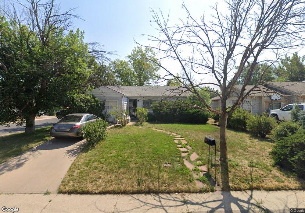 932 Florence St, Aurora, CO 80010 - photo 1