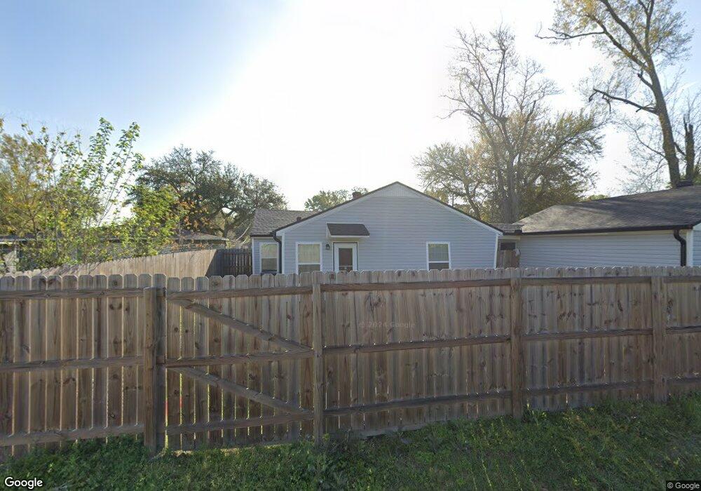 306 Gelpi Dr, Lake Charles, LA 70615 - photo 1