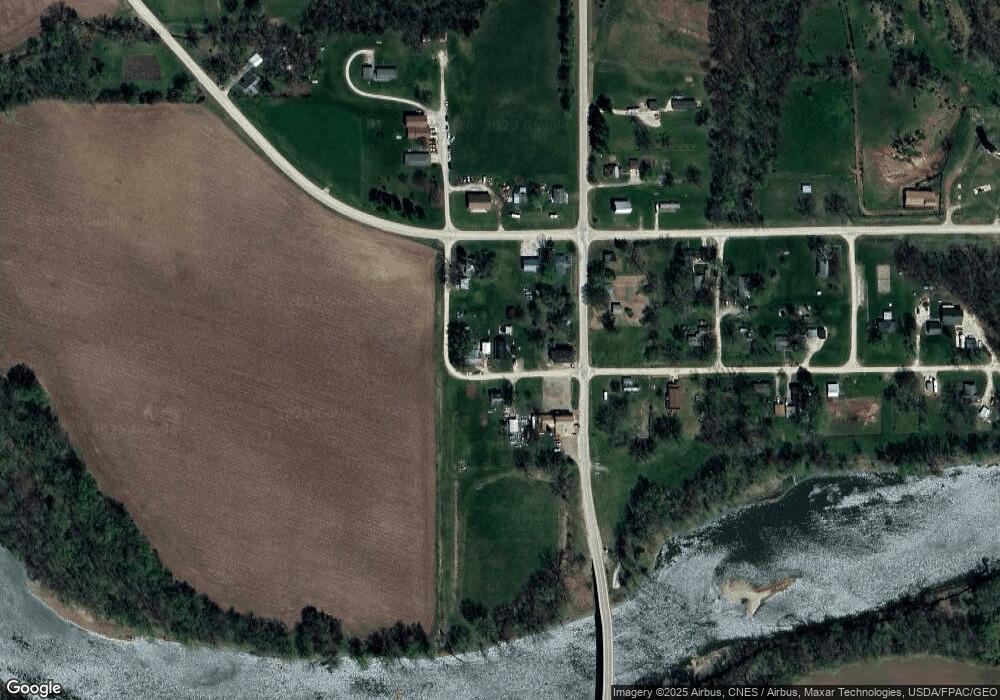 17942 Augusta Mill Rd, Wever, IA 52658 - photo 1