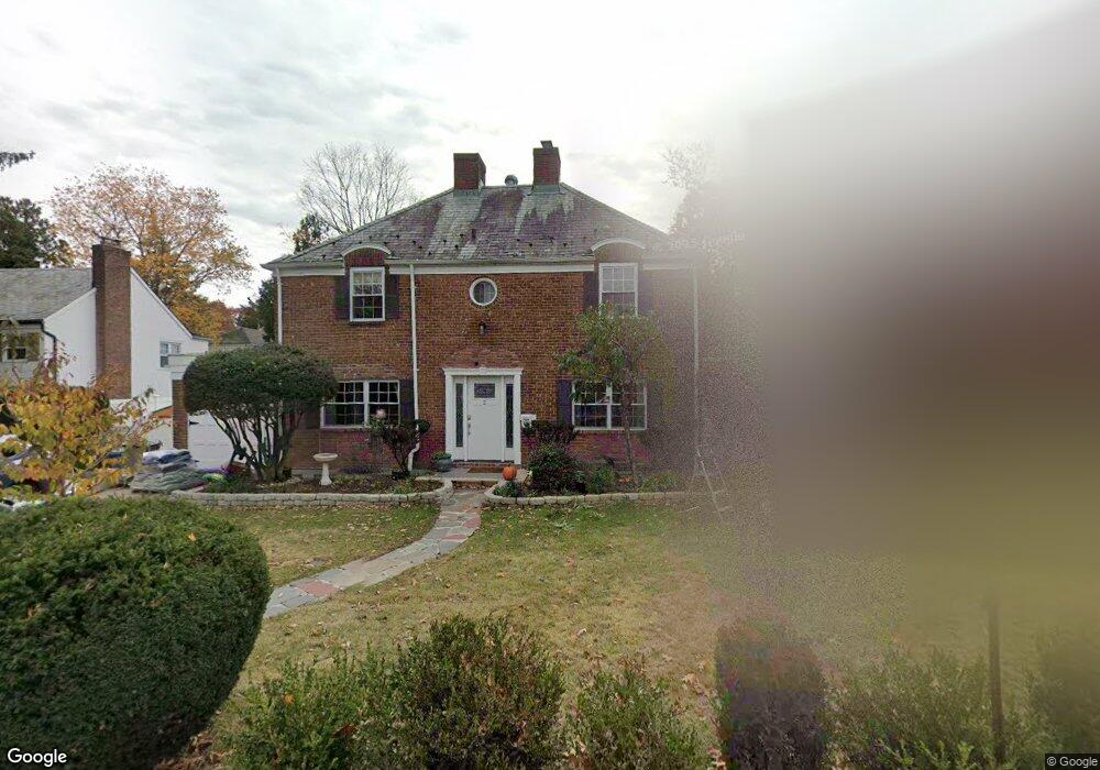 2 Andrew Rd, Manhasset, NY 11030 - photo 1