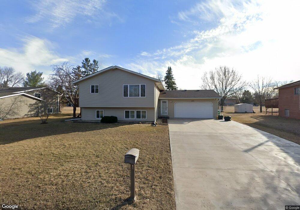 9915 Union Terrace Ln N, Maple Grove, MN 55369 - photo 1