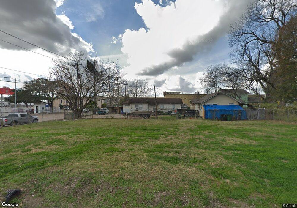 101 Foyce St, Houston, TX 77022 - photo 1