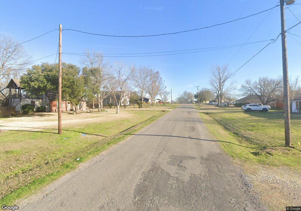 1112 Hidden Hills Dr, Corsicana, TX 75110 - photo 1