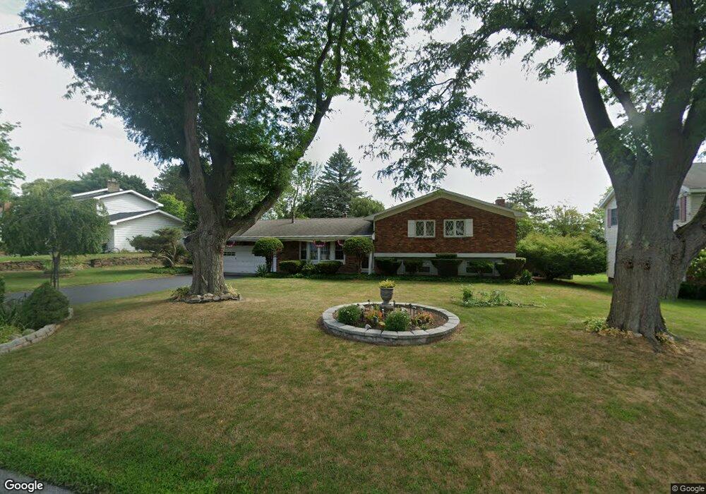 1008 Tomahawk Trail, Schenectady, NY 12302 - photo 1