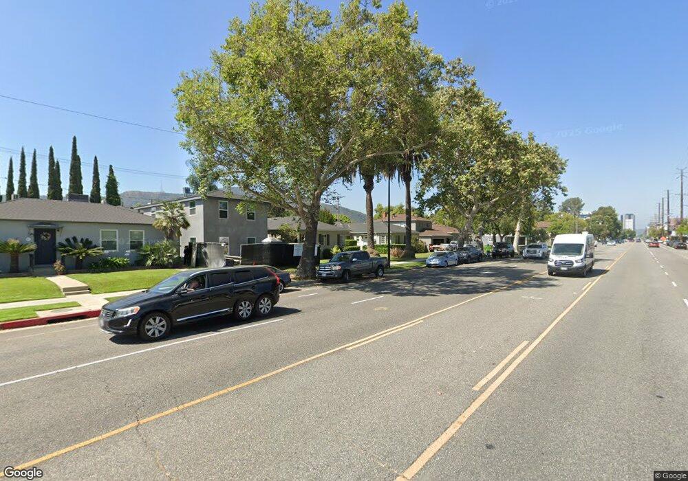 1810 W Alameda Ave unit A, Burbank, CA 91506 - photo 1