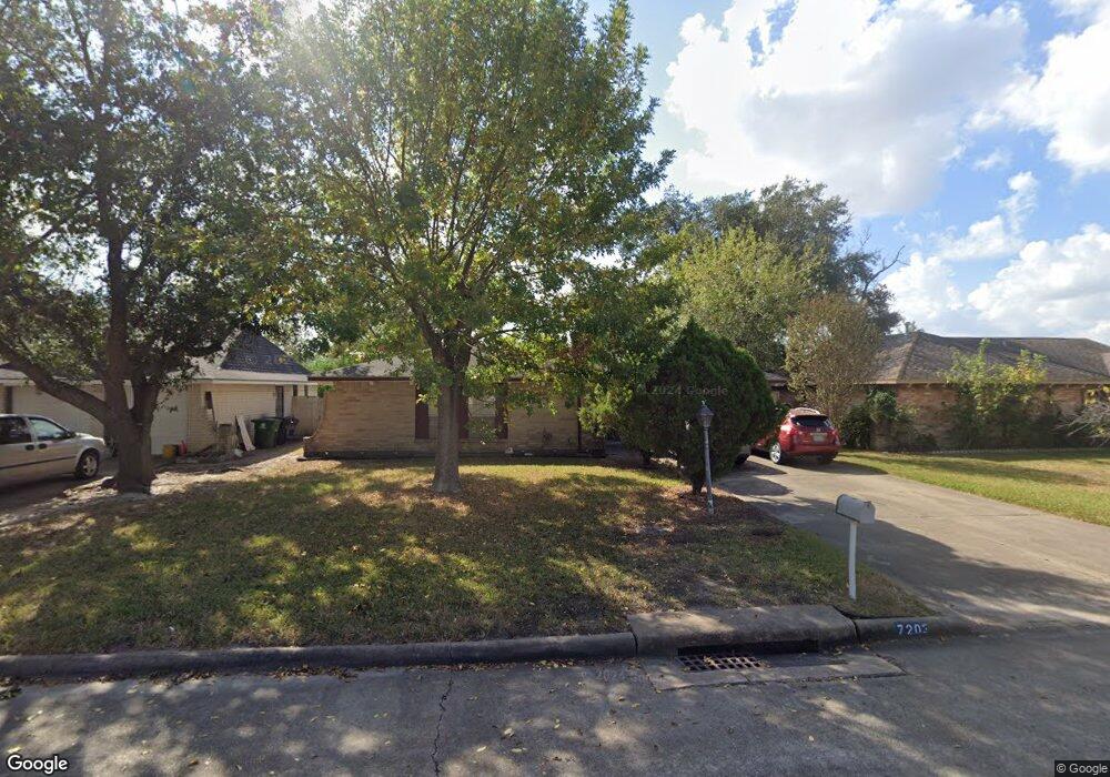 7203 Yellow Pine Dr, Houston, TX 77040 - photo 1