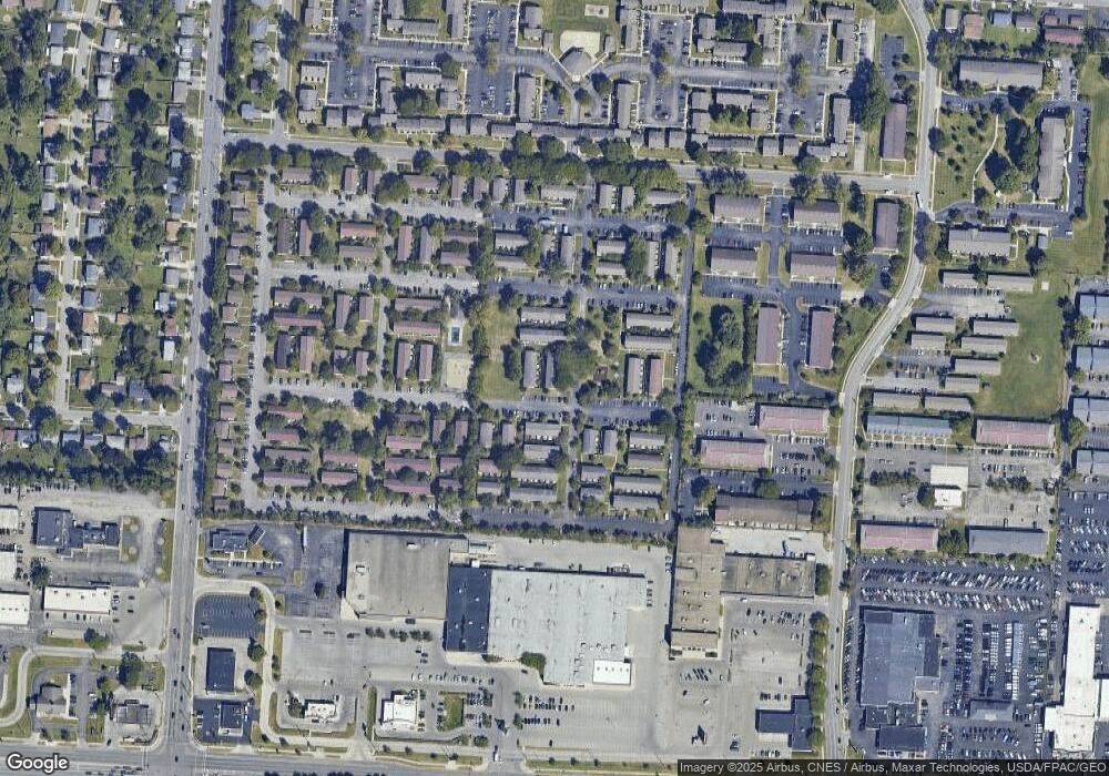 1691 Red Robin Rd, Columbus, OH 43229 - photo 1