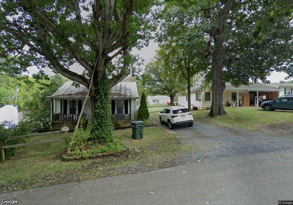 1703 3rd St, Waynesboro, VA 22980 - photo 1