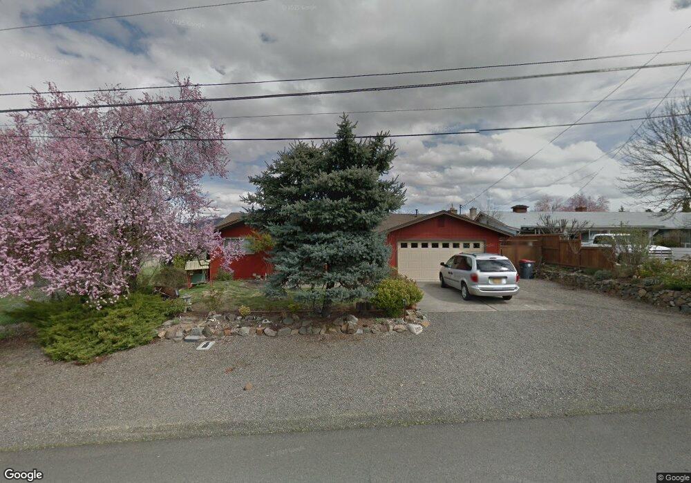 2300 Corona Ave, Medford, OR 97504 - photo 1