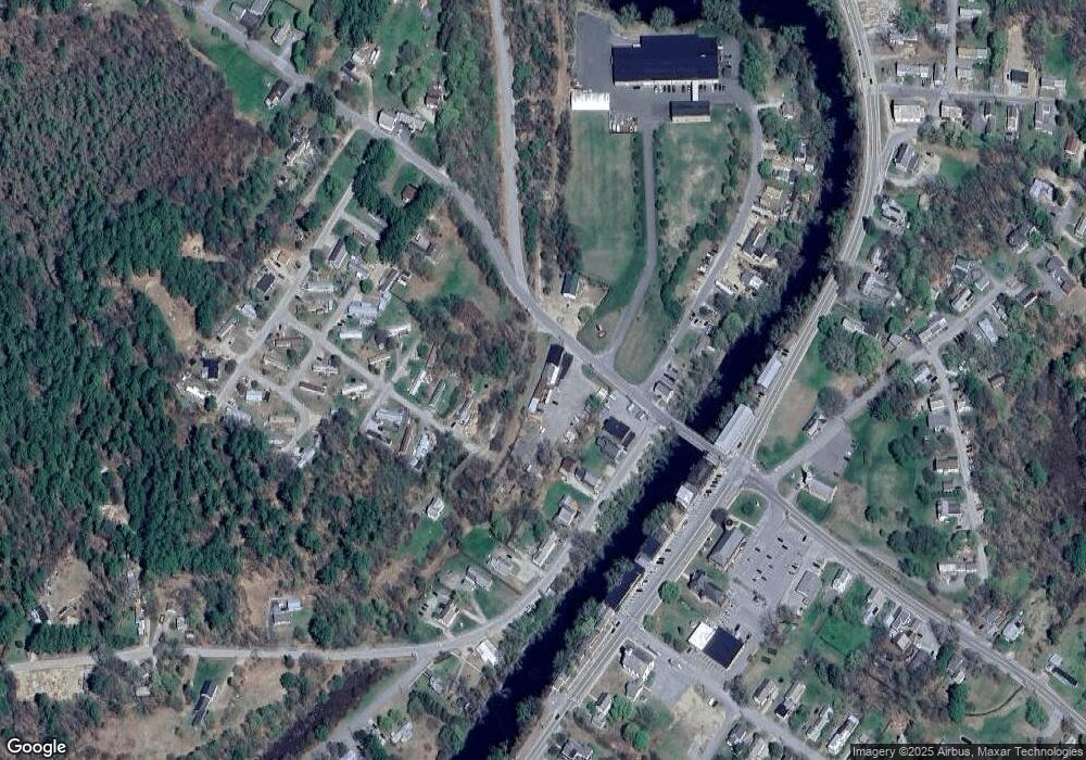 20 Elm St, Winchester, NH 03470 - photo 1