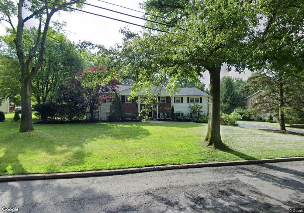 202 Wayfair Cir, Wyckoff, NJ 07481 - photo 1