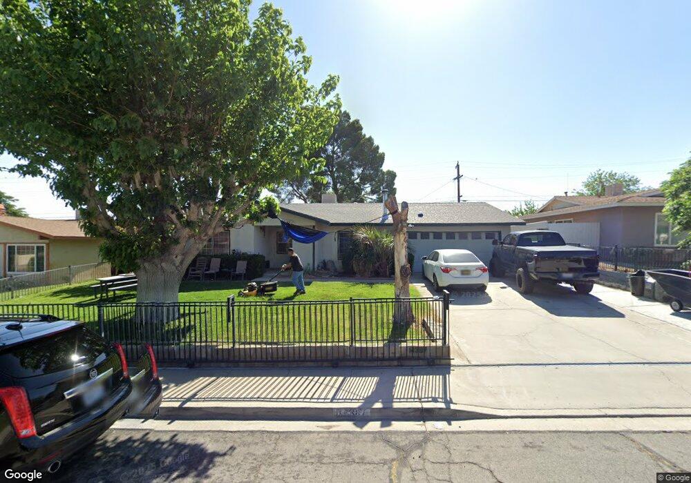 14387 Manzanita Rd, Victorville, CA 92395 - photo 1