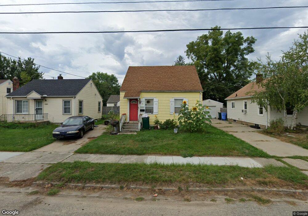 1123 Hapeman St, Lansing, MI 48915 - photo 1