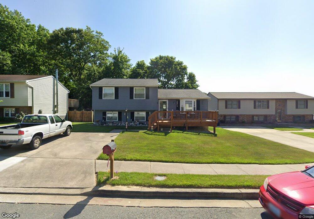 9 Horse Chestnut Ct, Essex, MD 21221 - photo 1